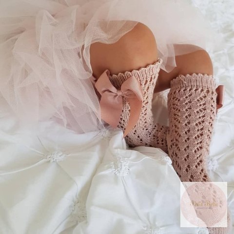 PODKOLANÓWKI AŻUROWE Z KOKARDĄ OLD ROSE CONDOR #544