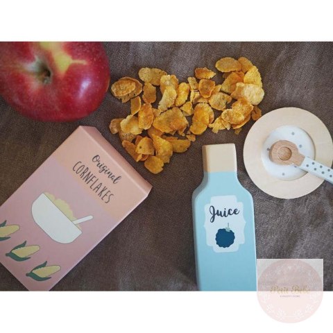 Drewniana spiżarnia